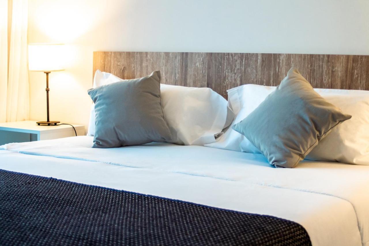 Cq Mitre Aparthotel Puerto Madryn Exteriör bild